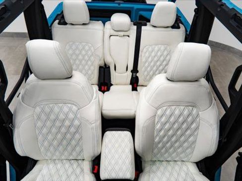 Used 2024 Ford Bronco Outer Banks image 28