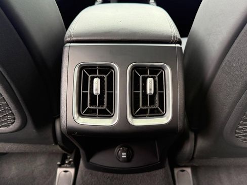 Certified 2025 Kia Sorento EX w/ Panoramic Sunroof Package image 31