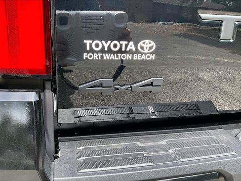 Used 2026 Toyota Tacoma TRD Sport AWD/4WD image 21