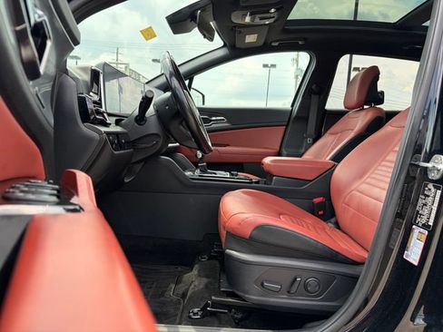 Used 2023 Kia Sportage SX FWD image 19
