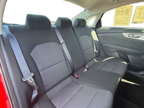 Used 2024 Kia Forte LXS FWD image 18