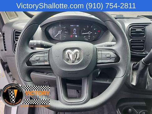 Used 2025 RAM ProMaster 2500 w/ Convenience Group FWD image 7