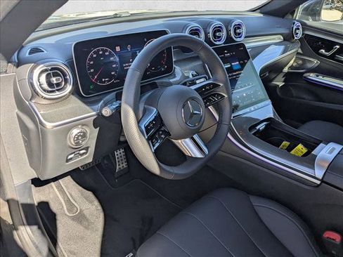 Used 2025 Mercedes-Benz CLE 300 4MATIC Coupe image 10