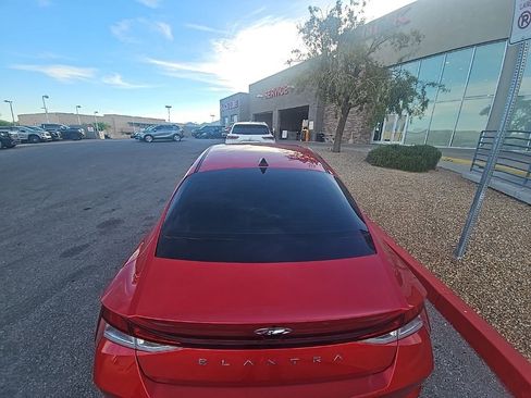 Used 2022 Hyundai Elantra SEL w/ Convenience Package image 21