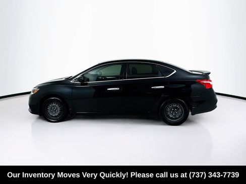 Used 2019 Nissan Sentra S FWD image 4