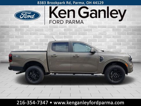 New 2025 Ford Ranger Lariat w/ Black Appearance Package image 4