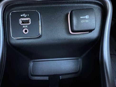 Used 2020 Jeep Compass Latitude FWD image 25