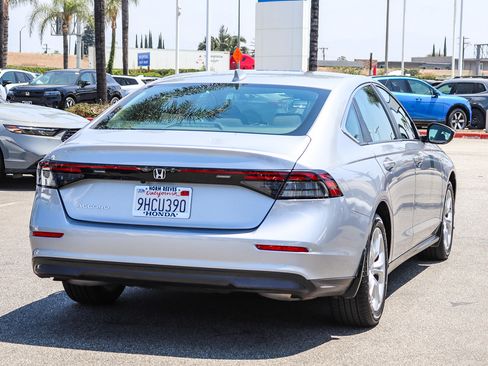Certified 2023 Honda Accord LX image 11
