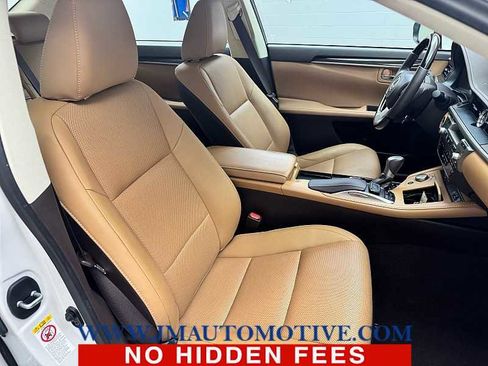 Used 2017 Lexus ES 350 w/ Navigation System Package FWD image 22