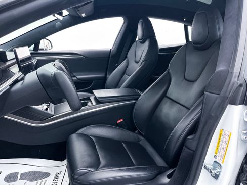 Used 2021 Tesla Model S Plaid image 19