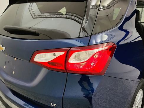 Used 2020 Chevrolet Equinox LT w/ Driver Convenience Package image 15