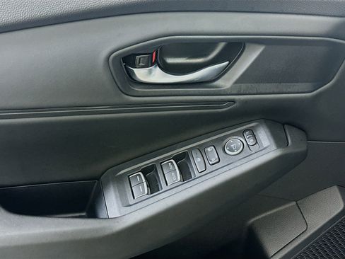 Used 2025 Honda Accord SE image 15