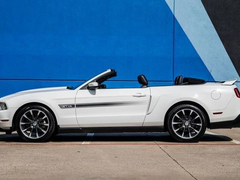 Used 2012 Ford Mustang GT Premium w/ Electronics Pkg image 10