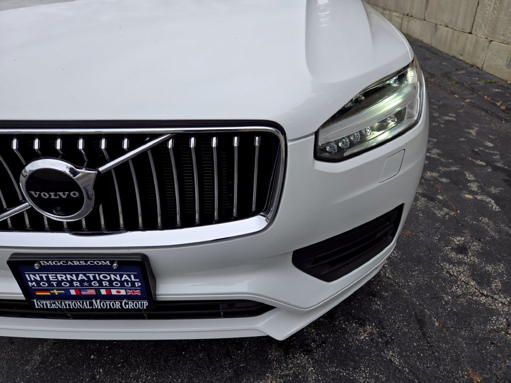 Used 2021 Volvo XC90 T6 Momentum w/ Advanced Package AWD/4WD image 6