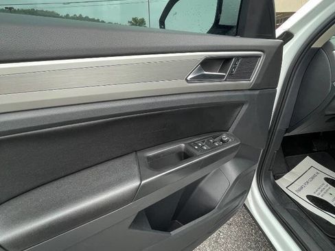 Used 2018 Volkswagen Atlas SE AWD/4WD image 14
