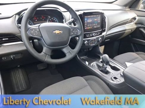 Used 2023 Chevrolet Traverse LT AWD/4WD image 17