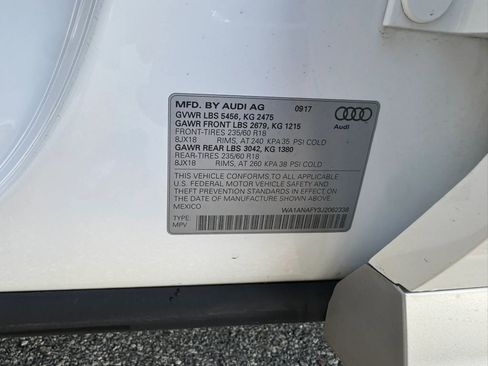 Used 2018 Audi Q5 2.0T Premium w/ Convenience Package AWD/4WD image 38