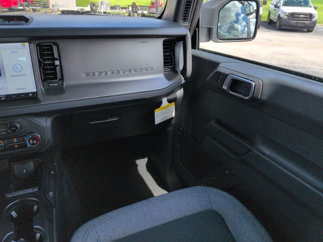Used 2026 Ford Bronco 4-Door AWD/4WD image 16