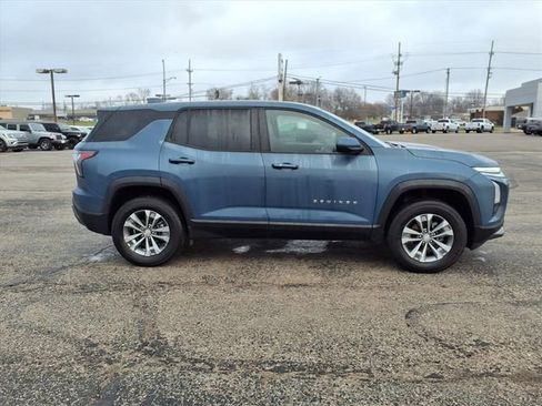 Used 2025 Chevrolet Equinox LT image 12