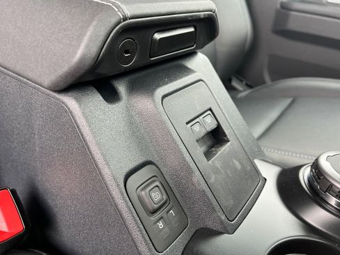 New 2026 Ford Bronco Badlands w/ Sasquatch Package image 14