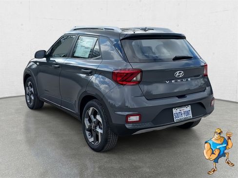 New 2026 Hyundai Venue SEL image 7