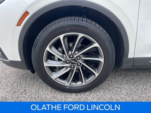 Certified 2024 Lincoln Corsair AWD w/ Equipment Group 101A image 23