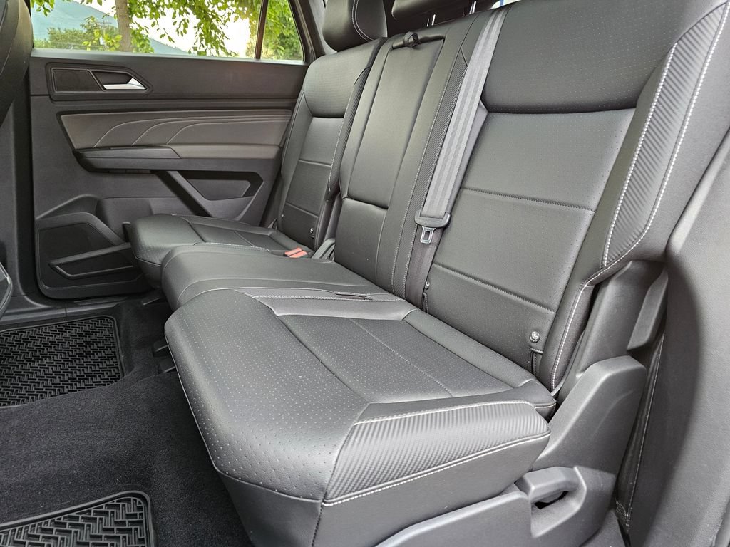 Used 2021 Volkswagen Atlas Cross Sport SE w/ Panoramic Sunroof Package AWD/4WD image 19