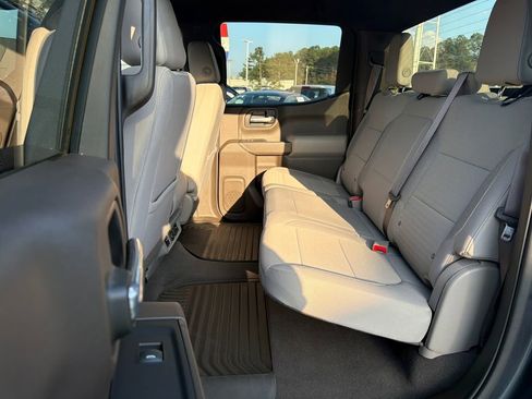 Used 2022 Chevrolet Silverado 1500 LT image 24