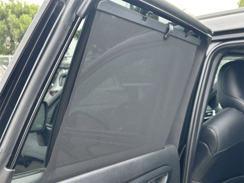 Used 2021 Toyota Highlander XSE image 18