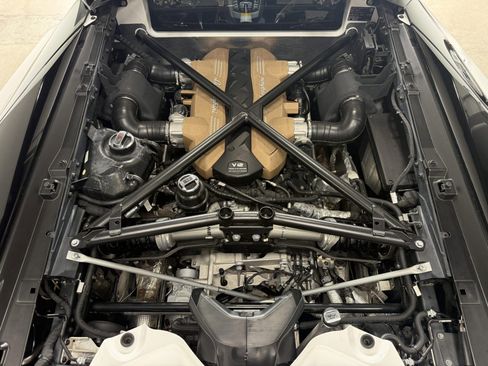 Used 2021 Lamborghini Aventador SVJ AWD/4WD image 65