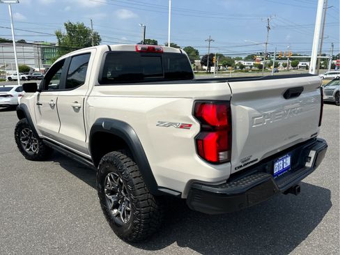 Certified 2026 Chevrolet Colorado ZR2 w/ Technology Package AWD/4WD image 28