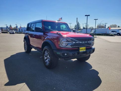 Certified 2025 Ford Bronco Badlands AWD/4WD image 9