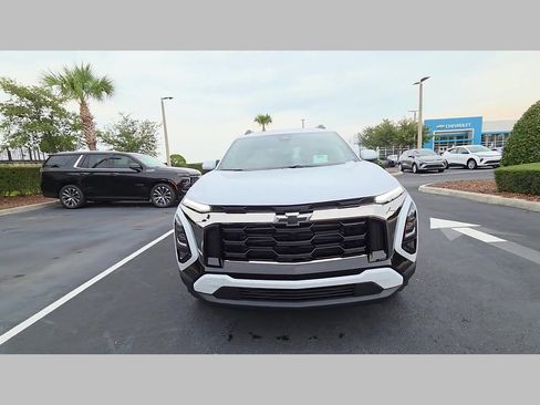New 2027 Chevrolet Equinox ACTIV w/ Convenience Package III AWD/4WD image 25