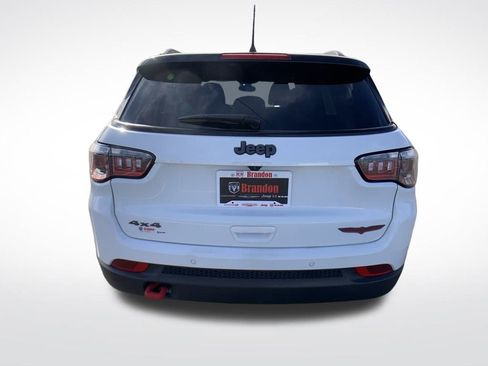 Used 2024 Jeep Compass Trailhawk image 4