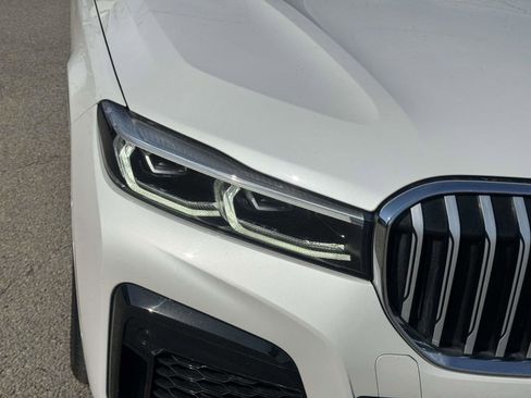 Used 2022 BMW 750i xDrive w/ M Sport Package AWD/4WD image 7