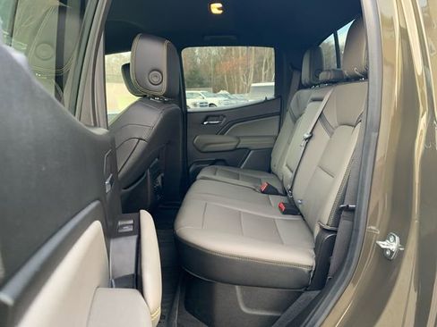 Used 2024 Chevrolet Colorado ZR2 w/ ZR2 Convenience Package III image 15