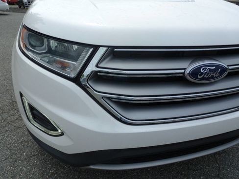 Used 2015 Ford Edge Titanium w/ Technology Package AWD/4WD image 4