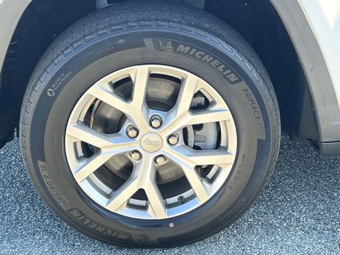 Used 2021 Jeep Grand Cherokee L Limited image 41