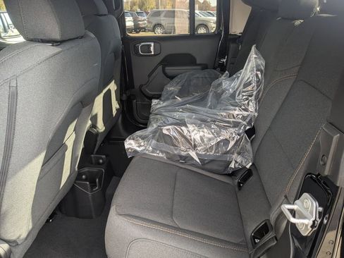 New 2026 Jeep Gladiator Sport image 27