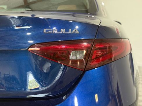 Used 2020 Alfa Romeo Giulia Ti AWD/4WD image 37