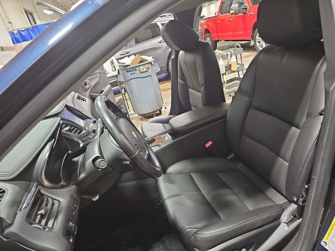 Used 2015 Chevrolet Impala LT image 14