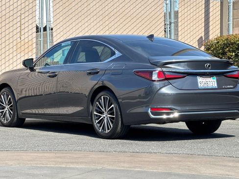 Certified 2025 Lexus ES 300h w/ Premium Package FWD image 6
