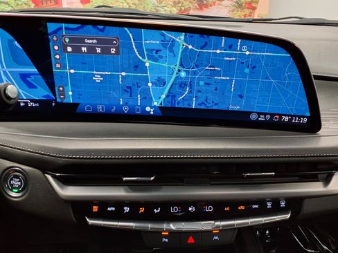 Certified 2025 Cadillac XT4 Premium Luxury FWD image 24