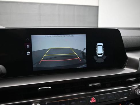 Used 2024 Kia Telluride S FWD image 16