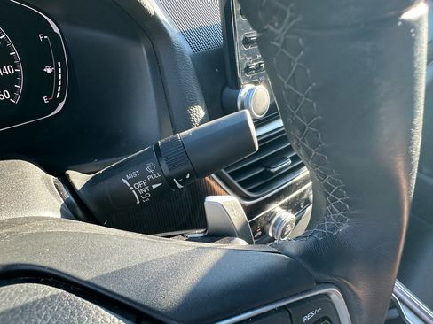 Used 2022 Honda Accord Sport image 39