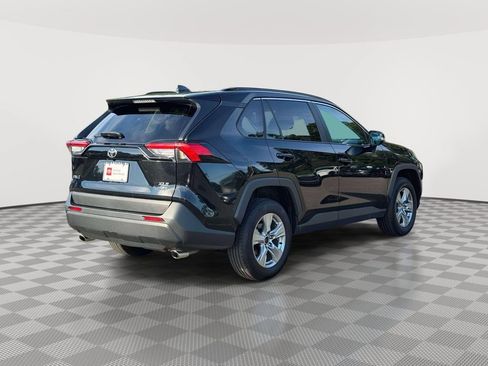 Used 2024 Toyota RAV4 XLE AWD/4WD image 7