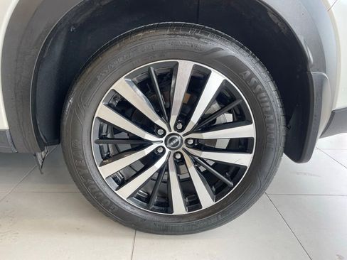Certified 2023 Nissan Pathfinder Platinum w/ Cargo Package AWD/4WD image 20