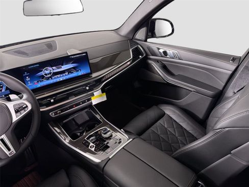 New 2026 BMW X5 M60i AWD/4WD image 24