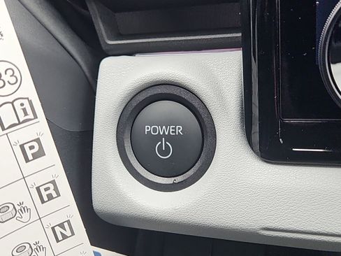New 2026 Subaru Solterra AWD/4WD image 8