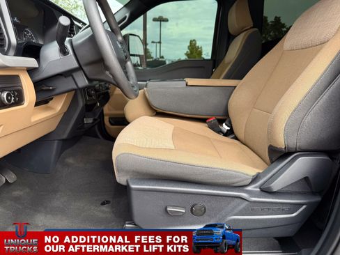 Used 2025 Ford F350 XLT image 19